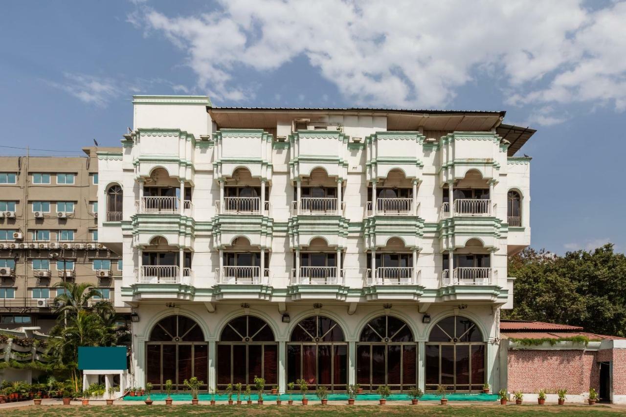 Готель Oyo 38142 Girdhar Mahal Індаур Екстер'єр фото